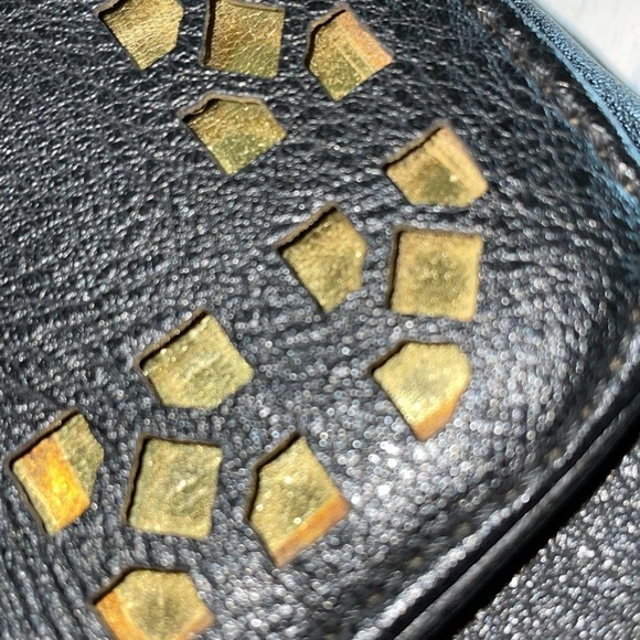 NYLS VINTAGE crossbody bag purse rare Black and Gold Women's Bag - Picture 3 of 10